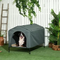 PawHut Caseta Para Perros Con Cubierta Exterior 130x85x95 Cm Cama Elevada Para Mascotas Con Cojín Y Ventanas De Malla Enrollable Para Perros Grandes Gris. 130 Cm X 85 Cm X 95 Cm
